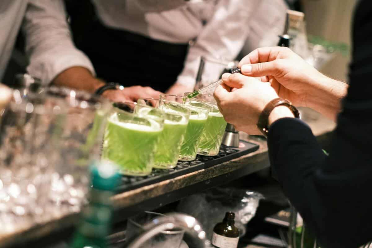 Become a Master Mixologist for a day