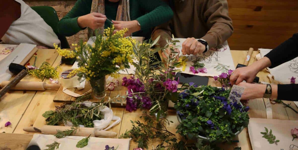 Taller de Arte Textil con Flores: Hapa Zome