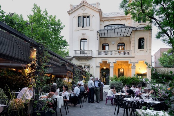 Restaurant modernista a Barcelona per a grups 